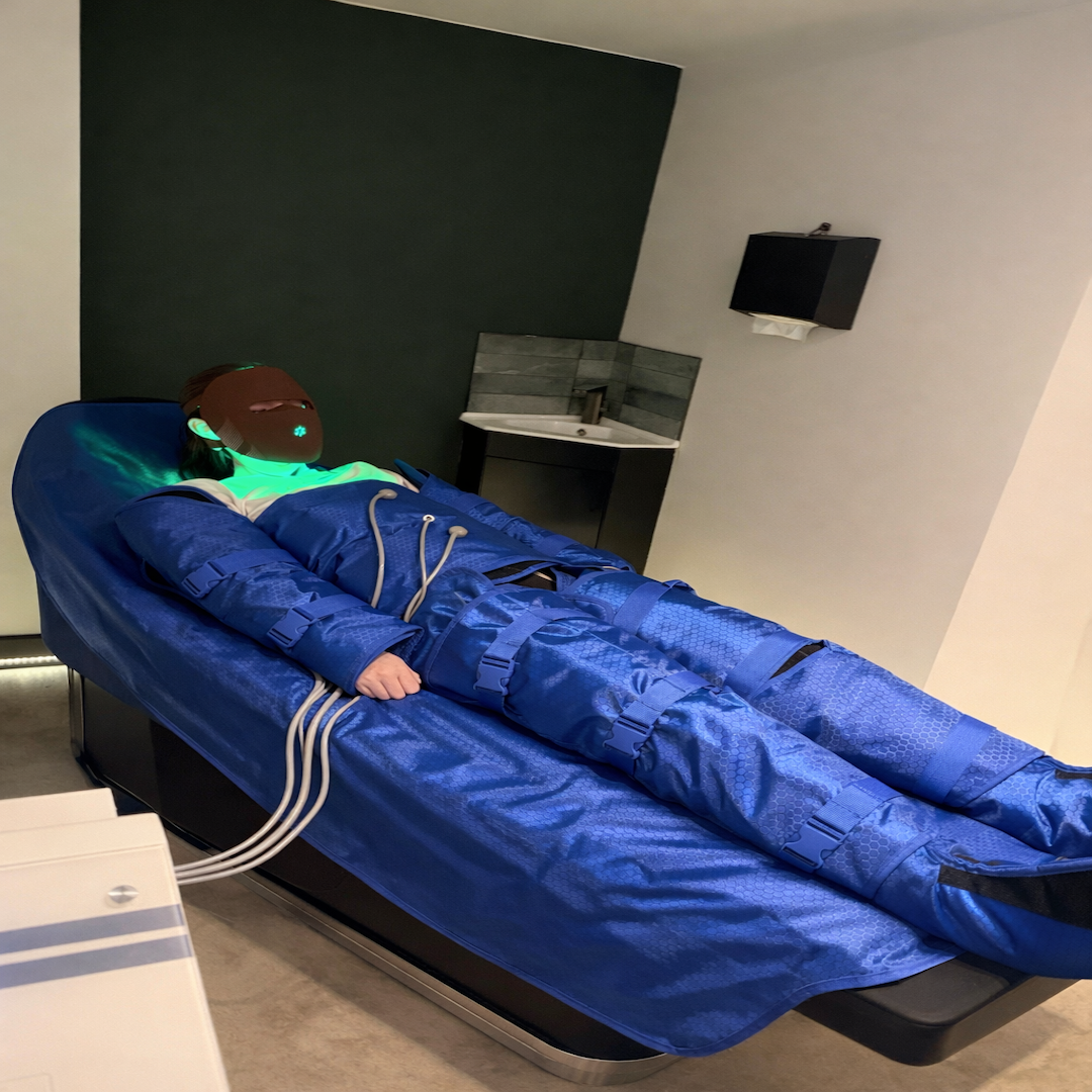 Lymphatic drainage in Manchester at Thriyv's doctor-led clinic on Whitworth Street